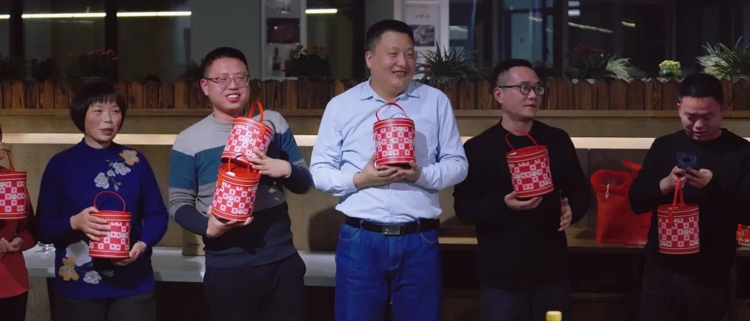 年会10.webp.jpg